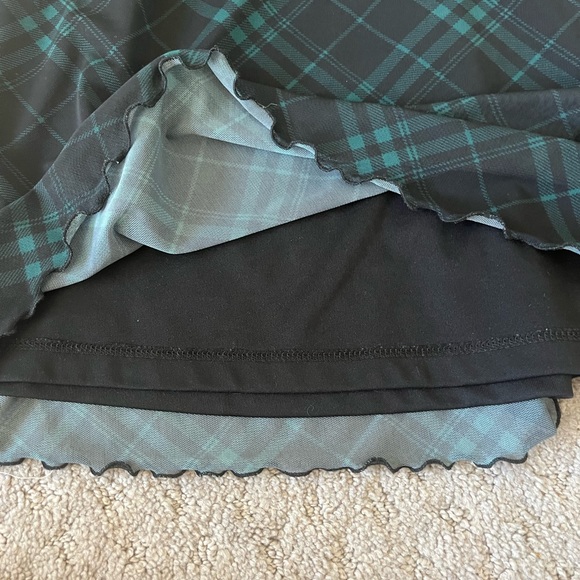 Hollister Holiday Mini Dress - Picture 5 of 6